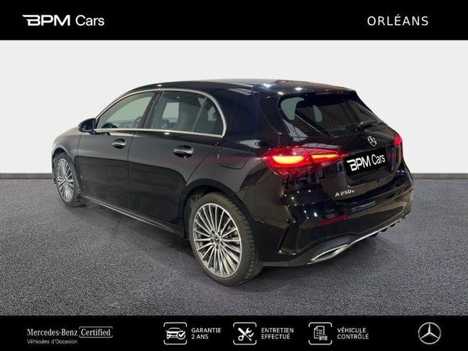 Mercedes Classe A 250 e 163 109ch AMG Line 8G-DCT Noir Cosmos M�tallis� de 2024