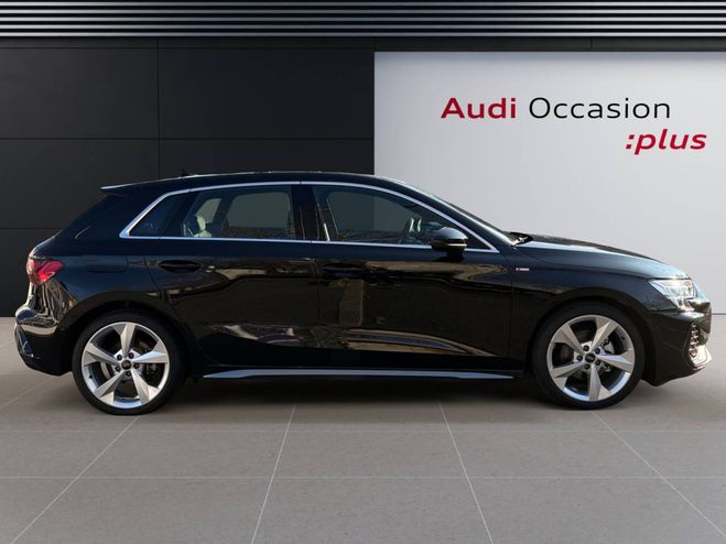 Audi A3 Sportback TFSI Mild Hybrid 150 S tronic  Mythos Black Metallic de 2025