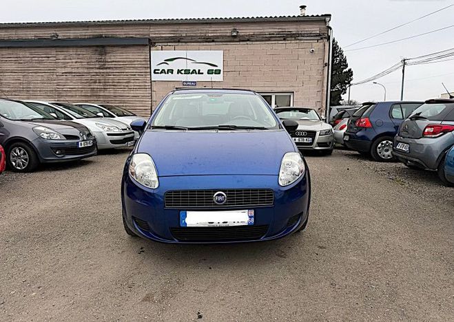 Fiat Grande Punto 1.4 16V STARJET 95CH SPORT 3P Bleu de 2007
