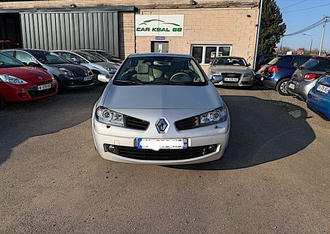 Renault Megane CC II 2.0 16V 135CH PRIVILEGE Gris de 2007