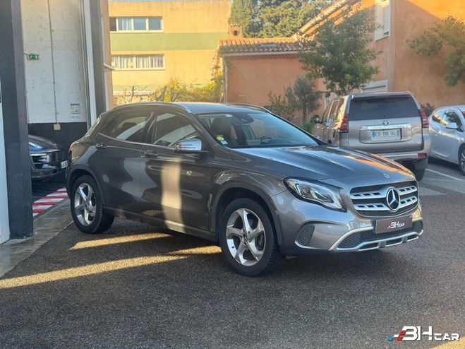 Mercedes Classe GLA Classe 2.2 200 CDI 136cv SENSATION 7G-DC Gris de 2019