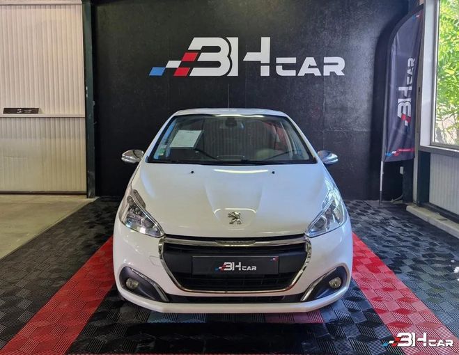 Peugeot 208 GENERATION-I 1.2 PURETECH 80 STYLE Blanc de 2018