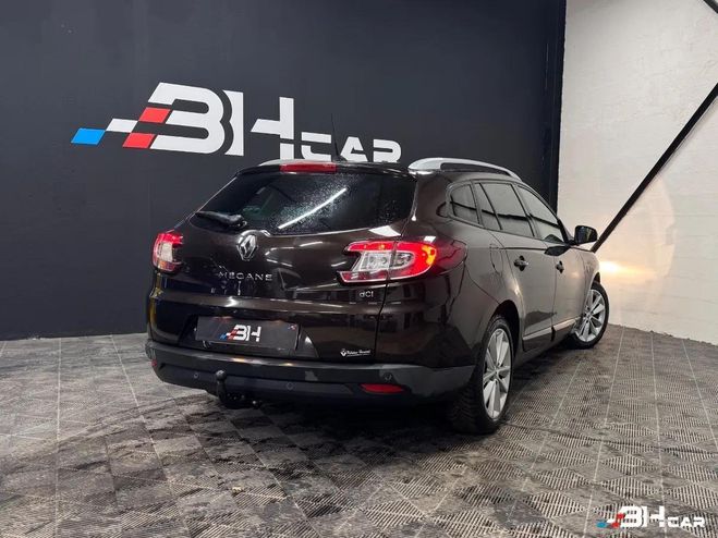 Renault Megane 1.5 DCI 110 XV-DE-FRANCE / Suivi Marron de 2012