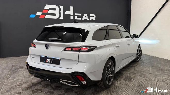 Peugeot 308 SW 1.2 135 HYBRID MHEV ALLURE E-DCS6 / E Blanc de 2024
