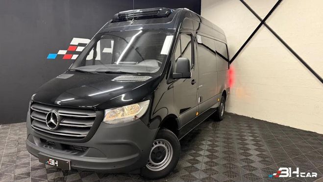 Mercedes Sprinter Vu FOURGON 2.0 317 CDI 170 3T5 bi 37 PRO Noir de 2024