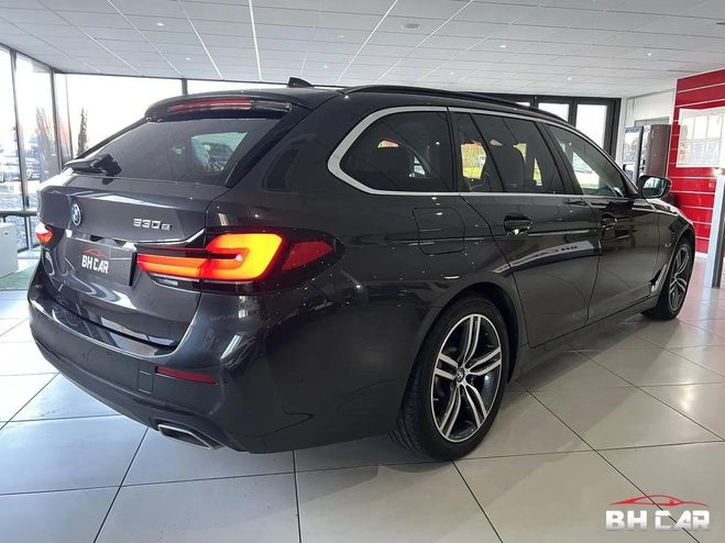 BMW Serie 5 530E TOURING 292 CH PHEV 2021 ATTELAGE C Gris de 2021