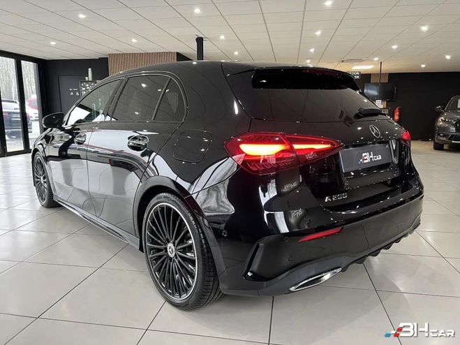 Mercedes Classe A 200 7G-DCT 163 CH AMG LINE 2023 TOIT OUV Noir de 2023
