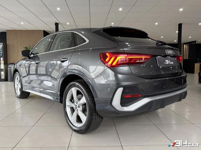 Audi Q3 SPORTBACK 45 TFSI E 245 CH S-LINE HYBRID Gris de 2021