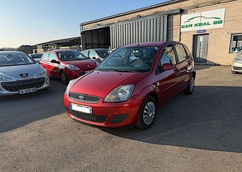  Voir d&eacute;tails -Ford Fiesta 1.4 16V 80CH GHIA 5P &agrave; Wittelsheim (68)