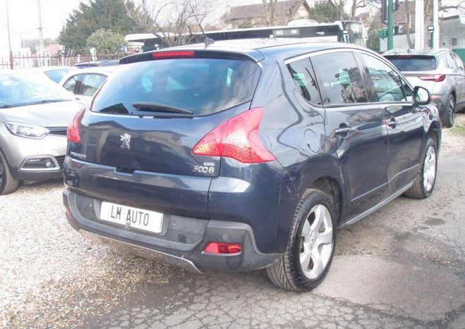 Peugeot 3008 1.6 E-HDI 115 ALLURE BMP6 Bleu de 2013