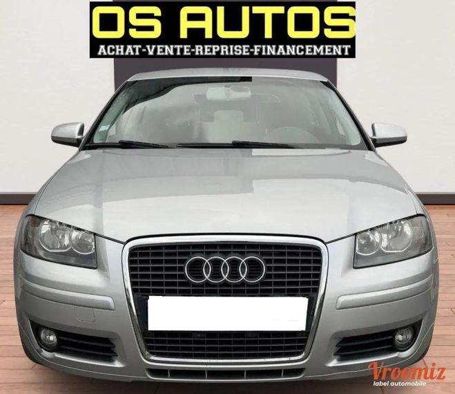 Audi A3 II (8P) 2.0 FSI Ambiente 16V - 9 cv (150 Gris de 2005