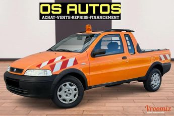  Voir d&eacute;tails -Fiat Strada Pick Up 1.9D 60ch (8CV), BVM5 2 PORTES,  &agrave; Thiers (63)