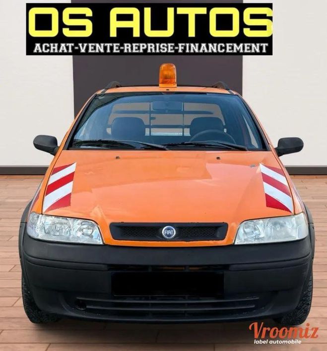 Fiat Strada Pick Up 1.9D 60ch (8CV), BVM5 2 PORTES,  Orange de 2005