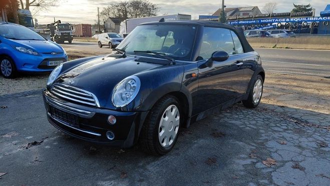 Mini Cabrio 1.6 120 COOPER Noir de 2004