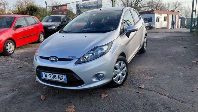 Ford Fiesta 1.2 80 Gris de 2012