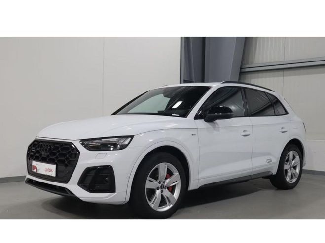 Audi Q5 Quattro 2.0 55 TFSI e - 367 - BV S-Troni blanc ibis metallisee de 2021