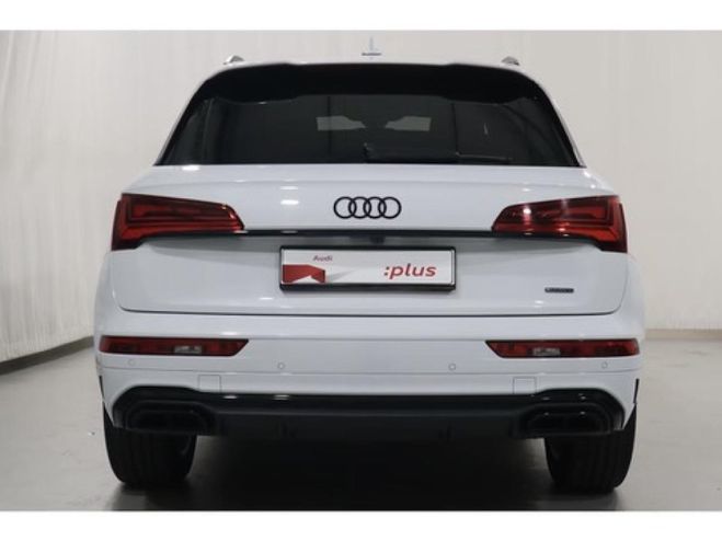 Audi Q5 Quattro 2.0 55 TFSI e - 367 - BV S-Troni blanc ibis metallisee de 2021
