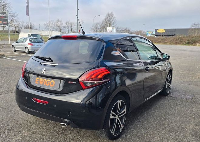 Peugeot 208 1.6 bluehdi 120ch gt line Noir de 2016