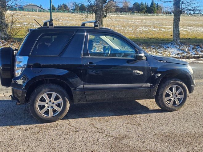 Suzuki Grand Vitara II II 1.9 DDiS 130CH 3P Noir de 2009