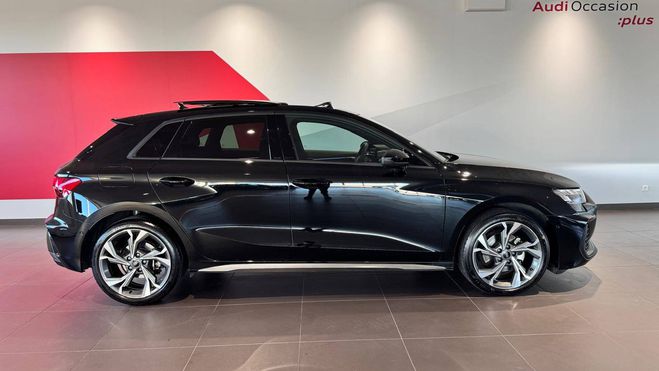 Audi A3 Sportback 35 TFSI Mild Hybrid 150 S tron NOIR MYTHIC METALLISE de 2024