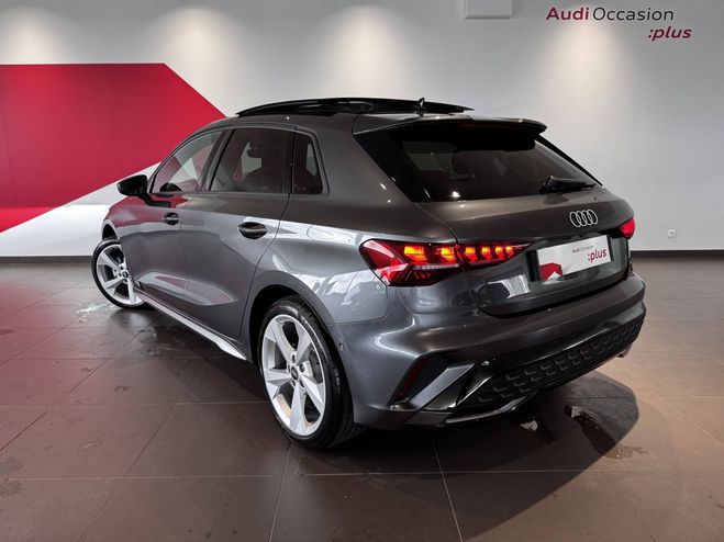 Audi A3 Sportback 35 TFSI Mild Hybrid 150 S tron Gris de 2024
