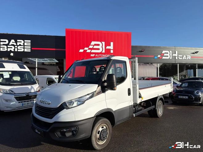 Iveco Daily Ch�ssis Cabine Phase 3 35C16 D 160 CH Blanc de 2022