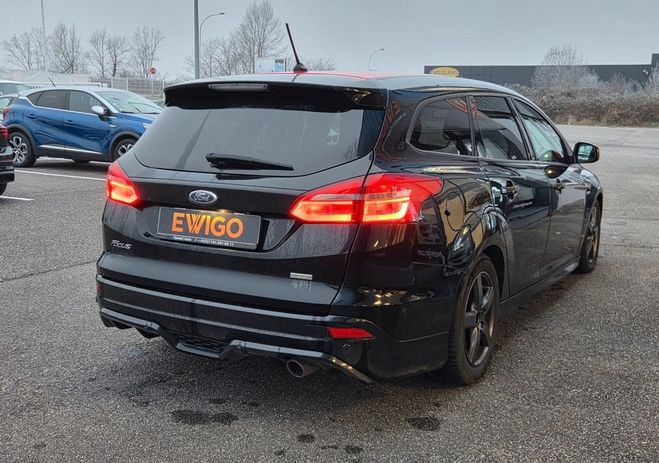Ford Focus break 1.5 ecoboost 182ch st line black Noir de 2017