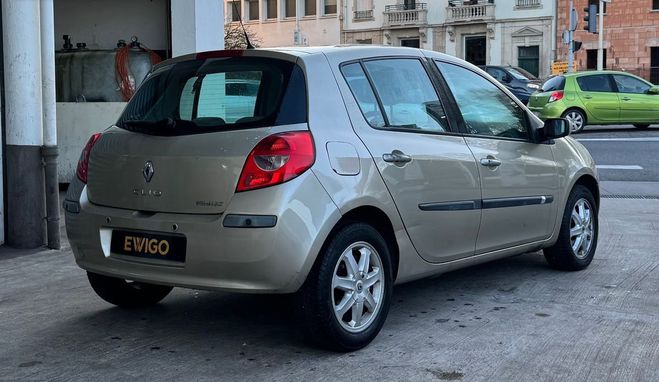 Renault Clio 1.5 dci 105 + clim radar arriere d�marra Beige de 2007