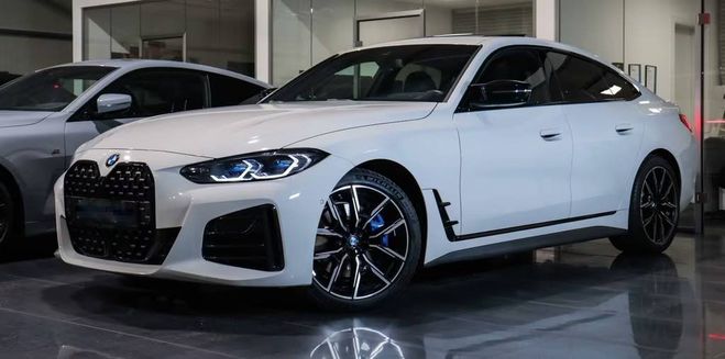 BMW Serie 4 M440 i xD GC GLASDACH*LASER*ACC*HuD*AHK* BLANC ALPIN III de 2022
