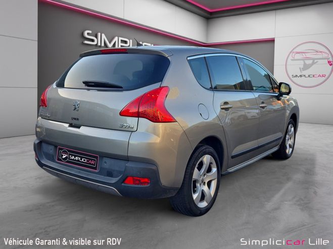 Peugeot 3008 2.0 HDi 150ch FAP Allure / Full option / Gris de 2012
