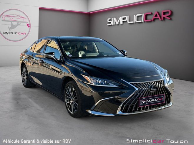 Lexus ES ES300H Finition Luxe ? Toit ouvrant ? Si Noir de 2023