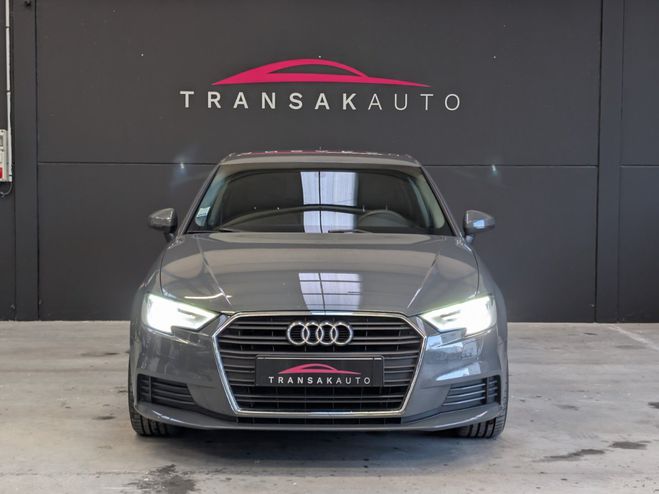 Audi A3 Sportback 1.6 TDI 116 - DISTRIBUTION FAI Gris de 2017