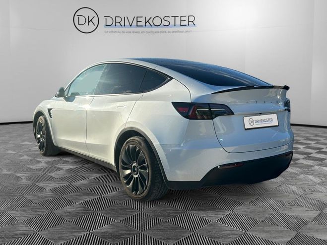 Tesla Model Y RWD Standard PHASE 1 INC. de 2024