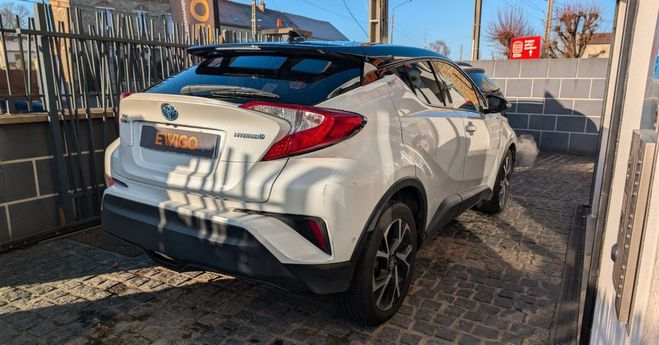 Toyota C HR 1.8 hsd 122cv dynamic 4x2 Blanc de 2017