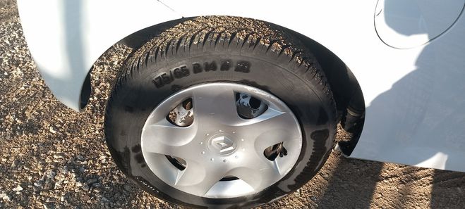 Renault Twingo 2012 - II 1.5 DCI 75 FAP RIP CURL BLANC de 2012