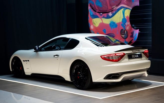 Maserati Gran Turismo S MC Sportline 4.7 440cv | Carbone Pack  Blanc de 2010