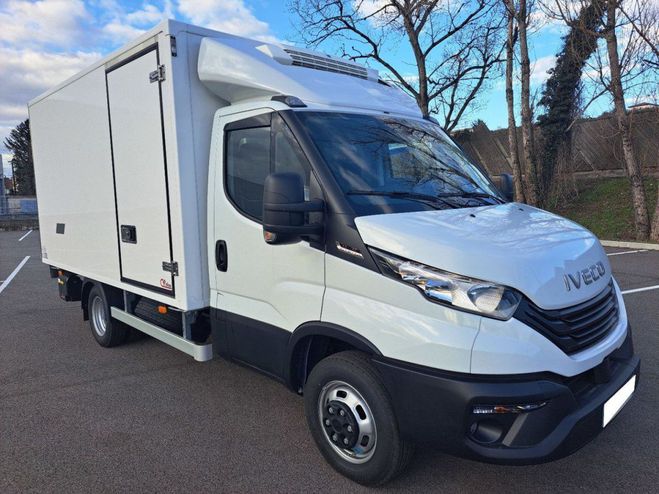 Iveco Daily FRIGORIFIQUE 35C18 A8 180CV 3L CAISSE HA Blanc de 2025