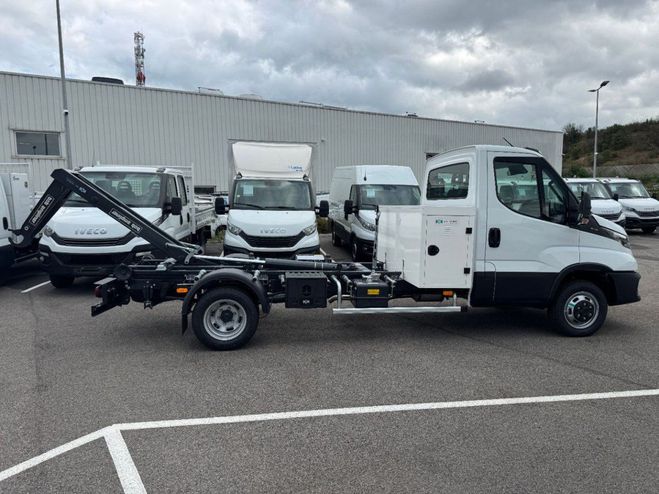 Iveco Daily POLYBENNE 35C16 160CV 3L COFFRE BOB AMPL Blanc de 2025