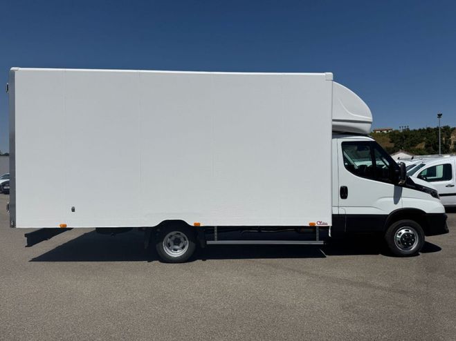 Iveco Daily CAISSE 35C18 A8 180CV 3L 30M3 Blanc de 2025