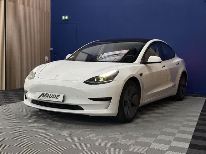 Tesla Model 3 269 CH RWD Standard Plus - Premi�re main BLANC de 2022
