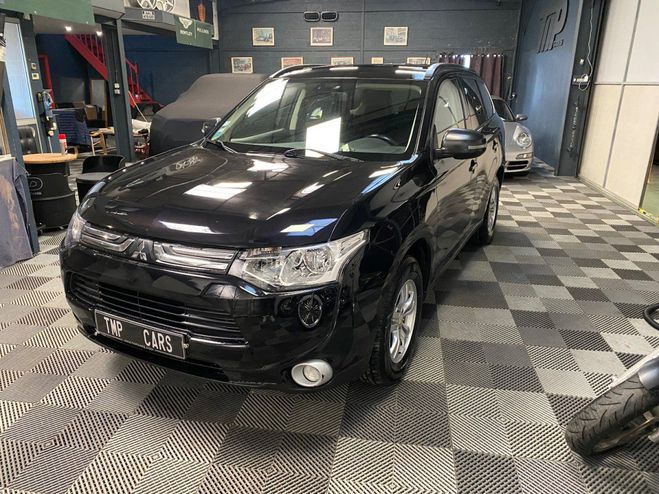 Mitsubishi Outlander 2.2 DI-D 150 ClearTec Invite 2WD Noir de 2013