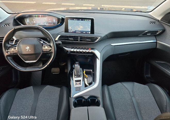 Peugeot 3008 1.2l 130 Allure Eat6 96 000km Bleu de 2018