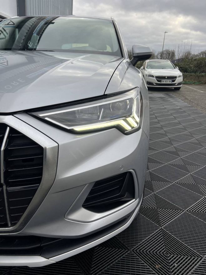 Audi Q3 35 TFSI 150ch Design Luxe 126g GRIS C de 2019