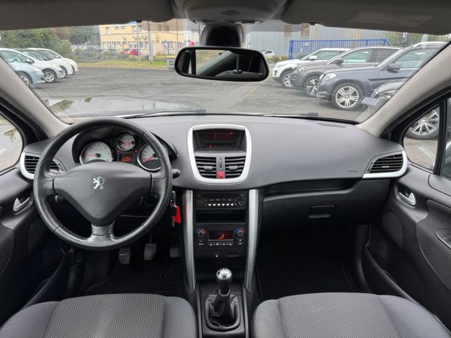 Peugeot 207 1.6 HDI 92CH Active Blanc de 2011