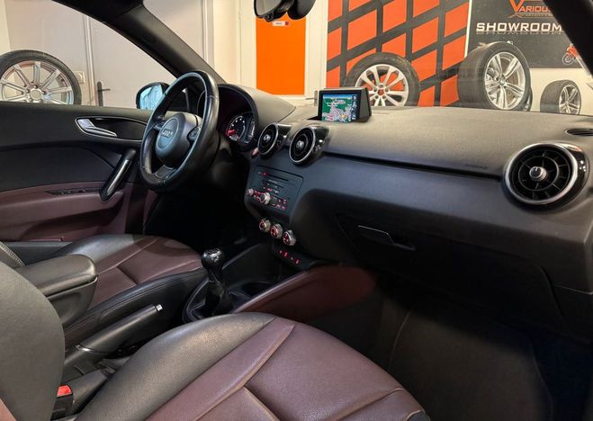 Audi A1 Sportback Pack Ambition Luxe 1.4 TFSI 12 Noir de 2014