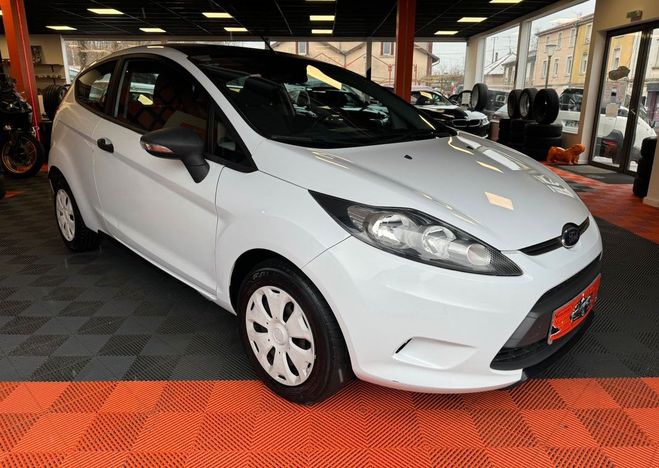 Ford Fiesta II PACK TREND 1.2I 12V 60 cv Garantie 12  de 2012