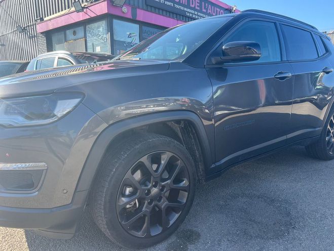 Jeep Compass 1.3i TURBO HYBRIDE RECH 240 CHV FULL 4X4 Gris fonc� de 2021
