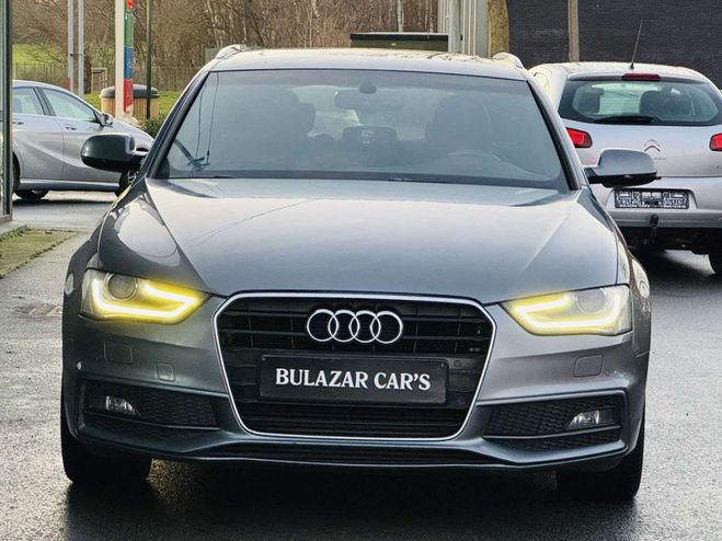 Audi A4 Avant 3.0 TDi V6 S line QUATTRO ECRAN CL M�tallis� M�tallis� de 