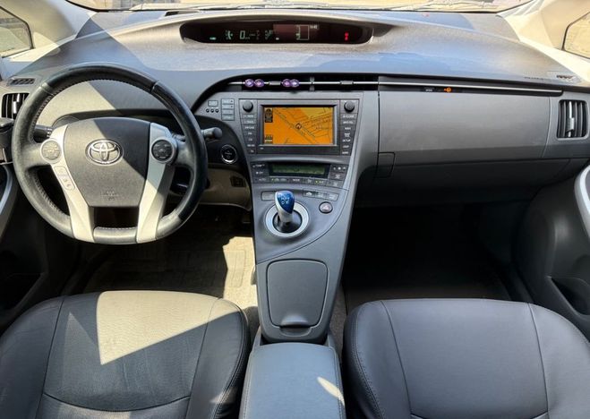 Toyota Prius 1.8 136ch hybride si�ges chauffants affi Noir de 2009