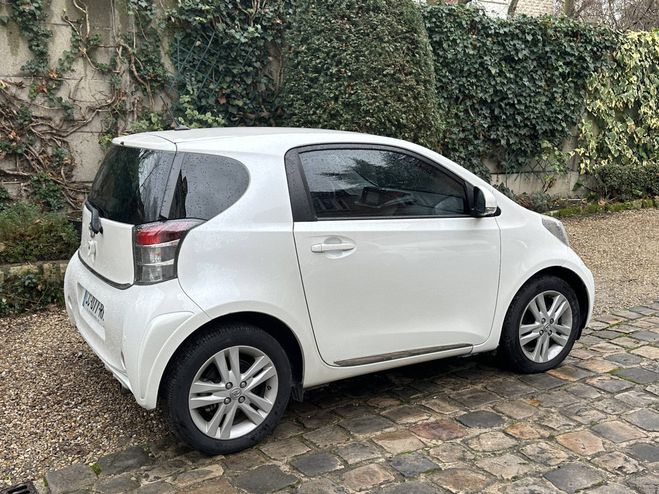Toyota Iq 100 VVT-i iQ� MultiDrive BLANC de 2012